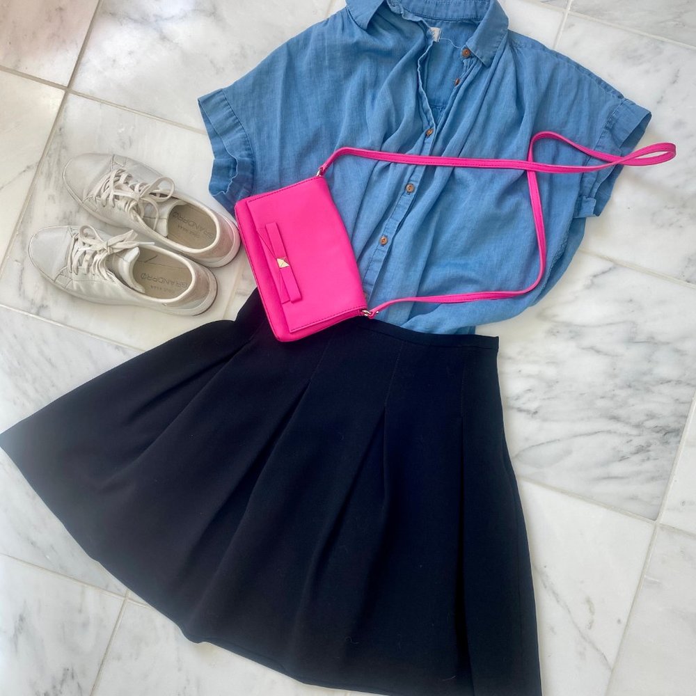 High-Waist Black Pleated Miniskirt